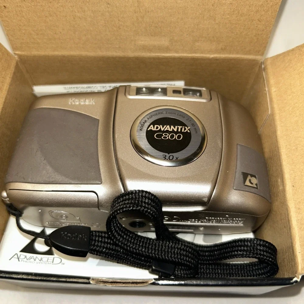 Vintage Kodak Advantix C800 Zoom APS Point & Shoot Film Camera